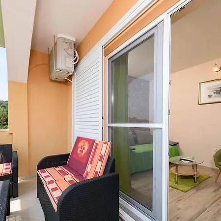 Tatinja A6 Apartment *