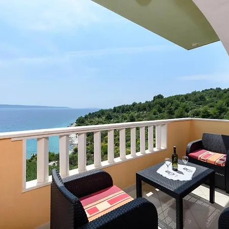 Tatinja A6 * טרוגיר