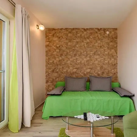 Tatinja A6 טרוגיר